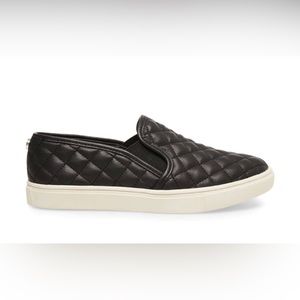 Steve Madden Slip on Sneaker